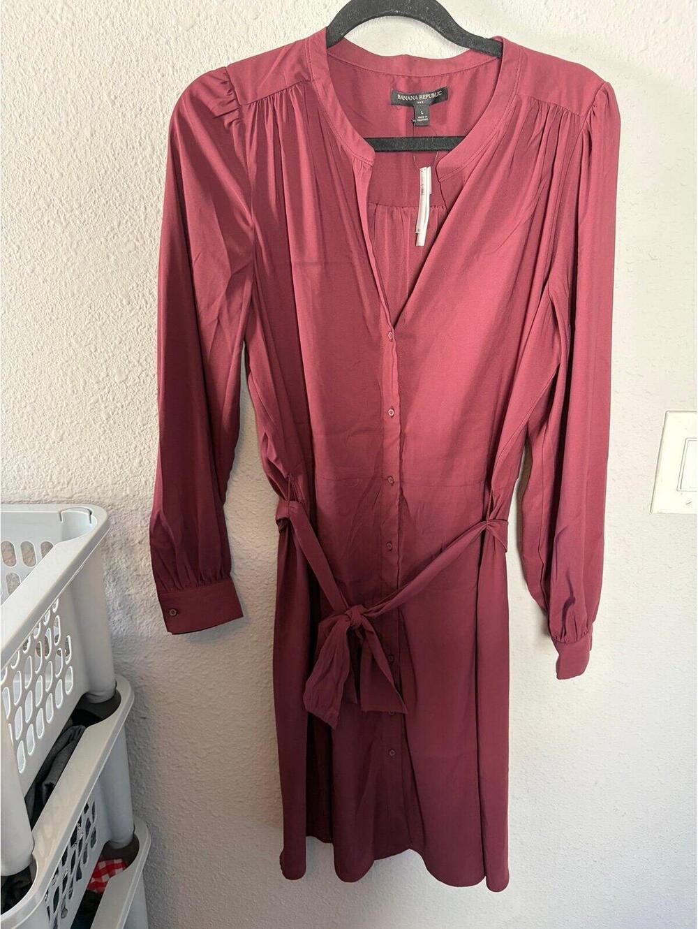 NWT Banana Republic Red Button Dress Tie Waist size L. $80 retail